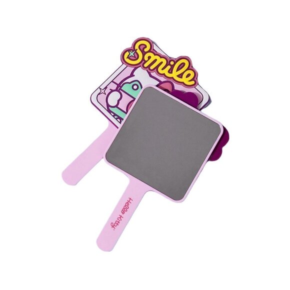 Hello Kitty Retro Pink Hand Mirror Selfie - Picture 1 of 10